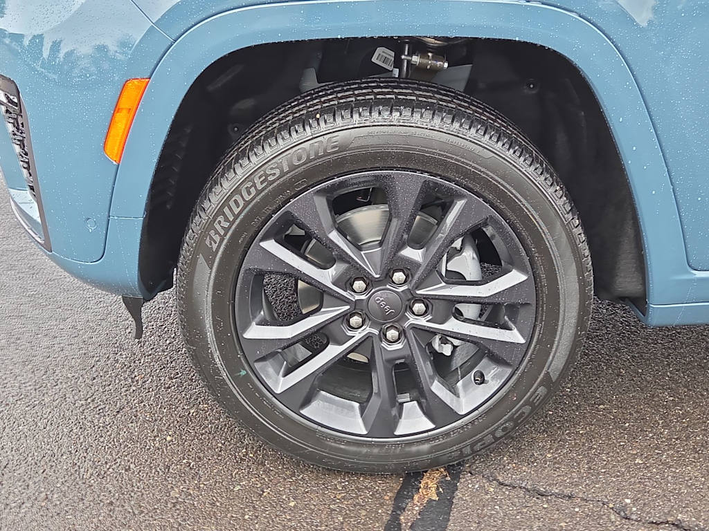 Thumbnail: 2026 Jeep Grand Cherokee - 8