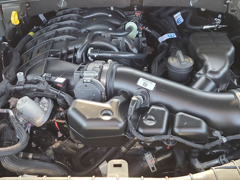 Thumbnail: 2025 Jeep Grand Cherokee - 9