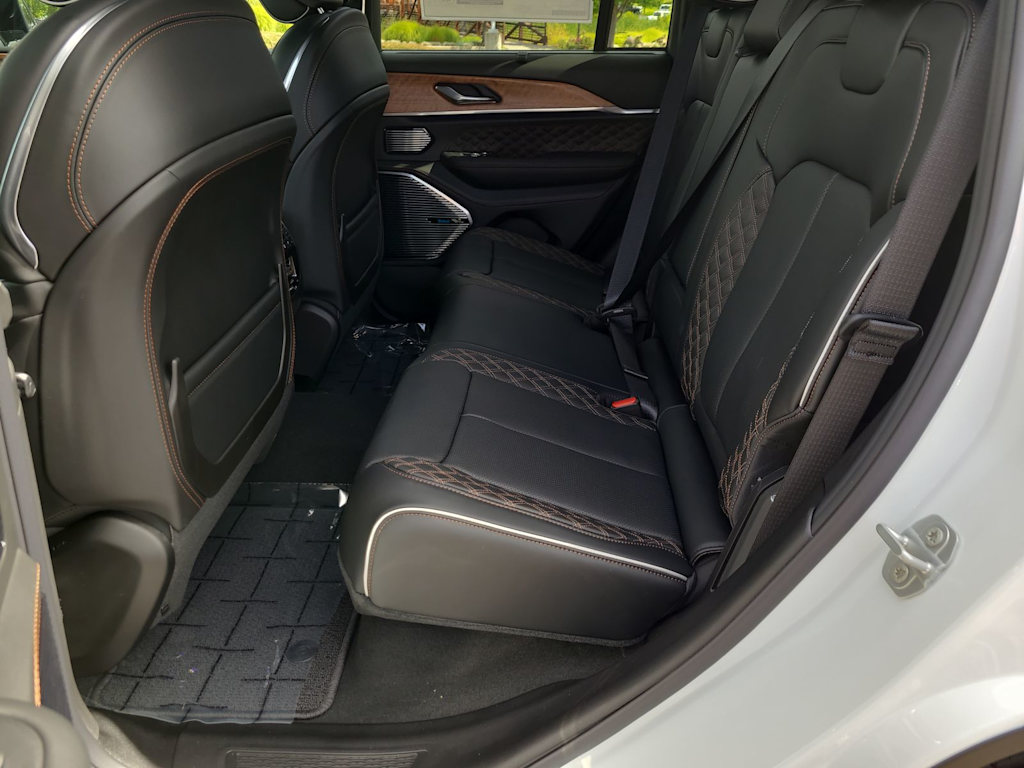 Thumbnail: 2025 Jeep Grand Cherokee - 27