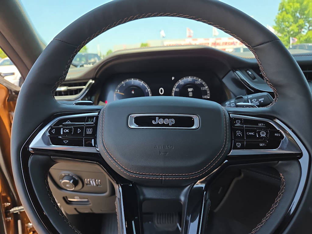 Thumbnail: 2026 Jeep Grand Cherokee - 27