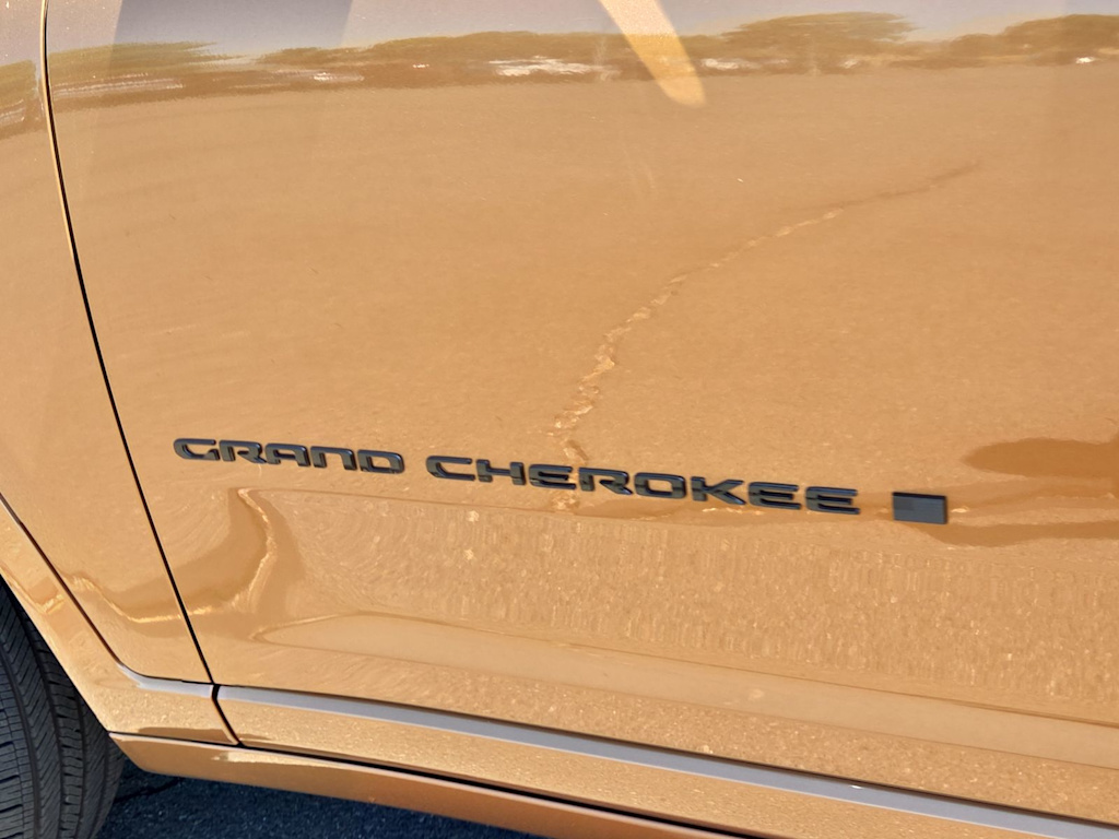 Thumbnail: 2026 Jeep Grand Cherokee - 7
