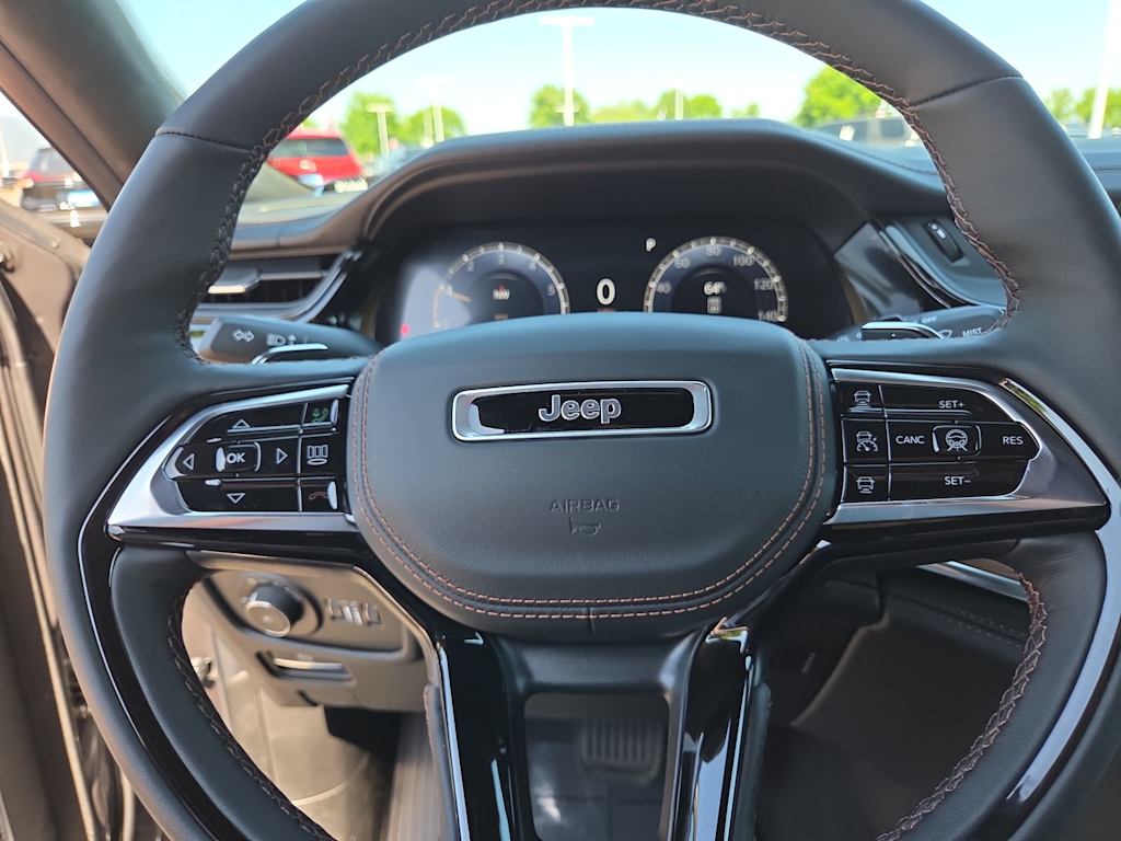 Thumbnail: 2026 Jeep Grand Cherokee - 28