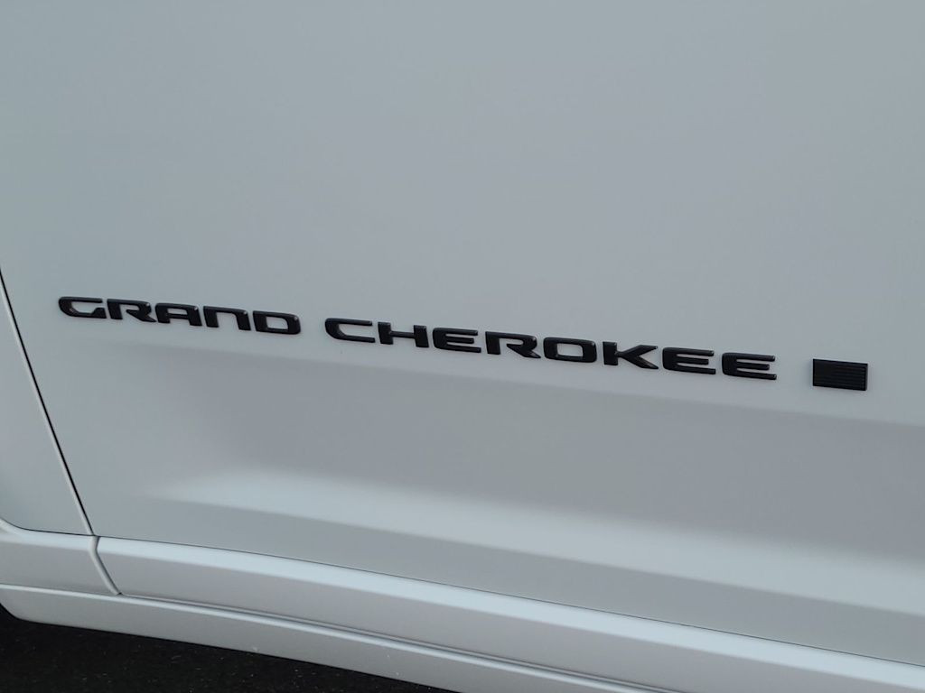 Thumbnail: 2026 Jeep Grand Cherokee - 7