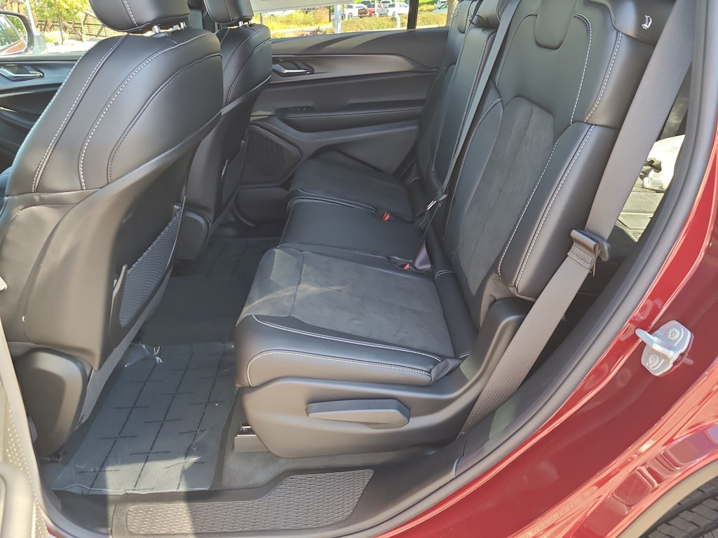 Thumbnail: 2025 Jeep Grand Cherokee L - 27