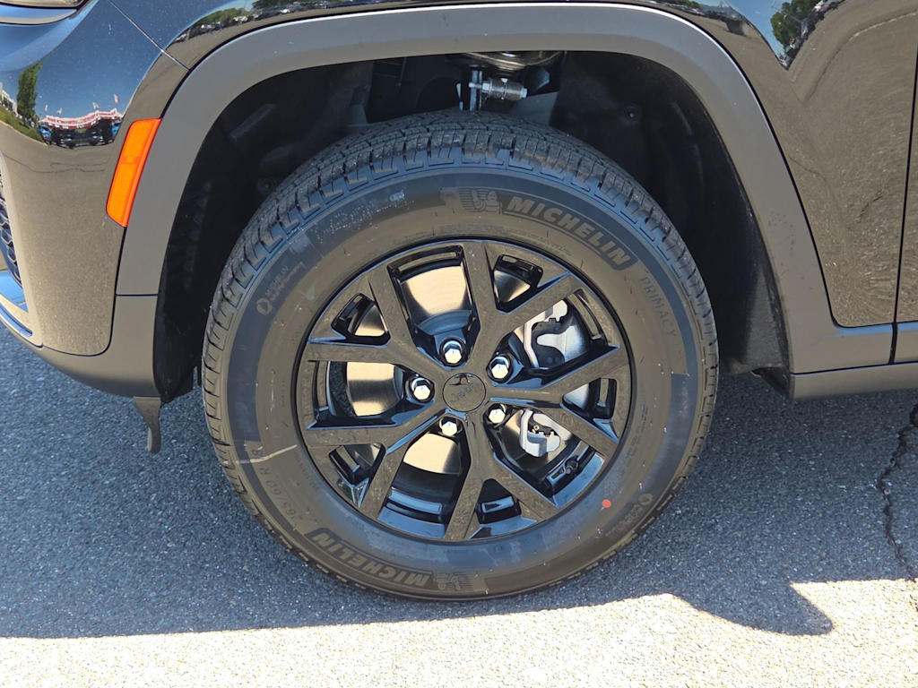 Thumbnail: 2026 Jeep Grand Cherokee L - 8