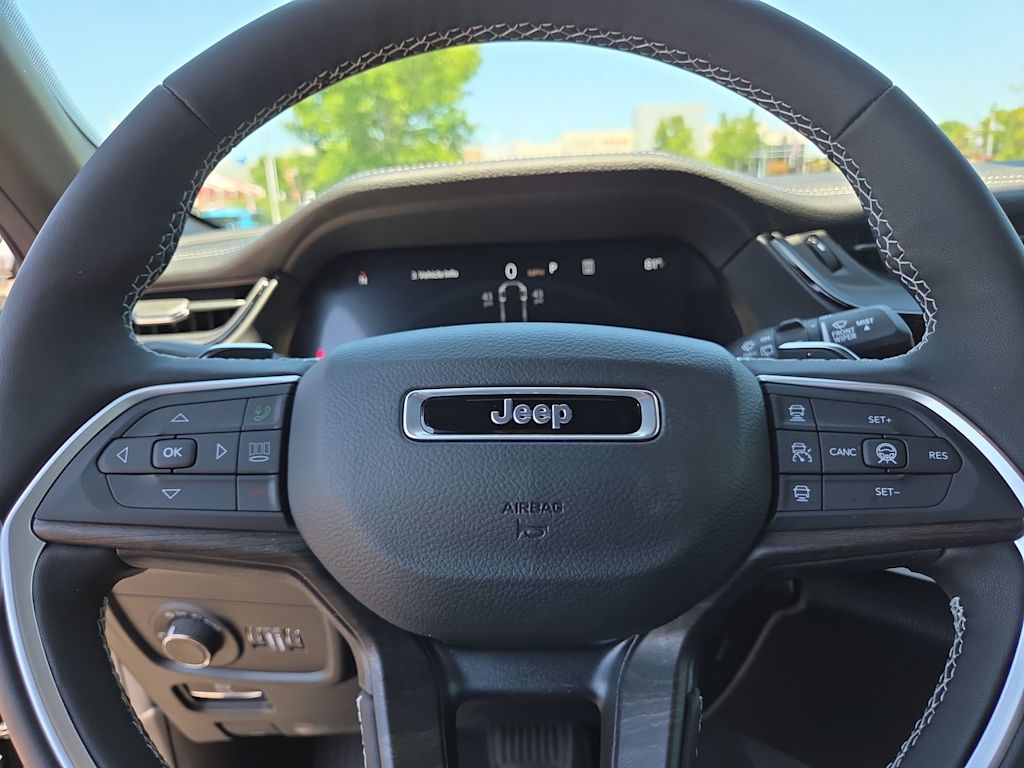 Thumbnail: 2026 Jeep Grand Cherokee L - 28
