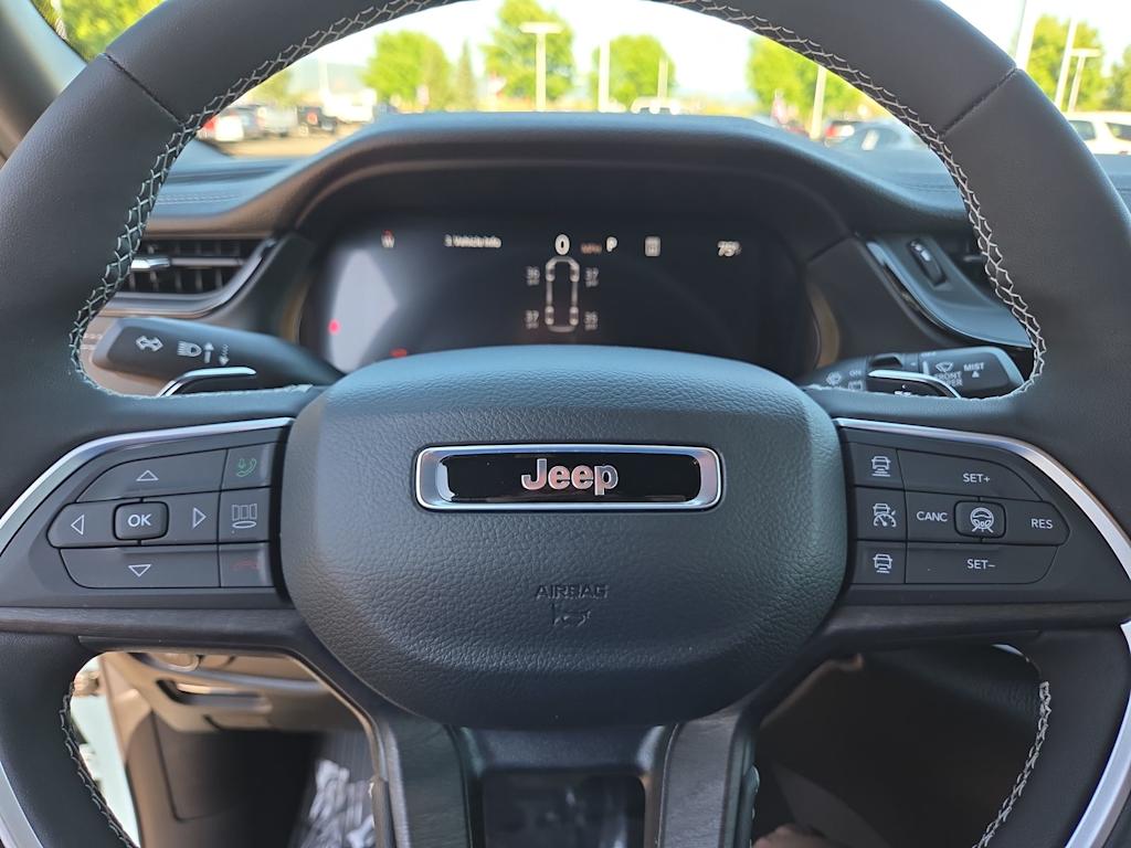 Thumbnail: 2026 Jeep Grand Cherokee L - 28