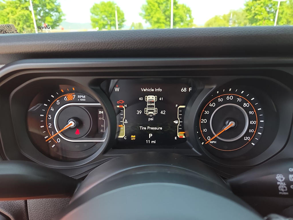 Thumbnail: 2026 Jeep Wrangler - 16