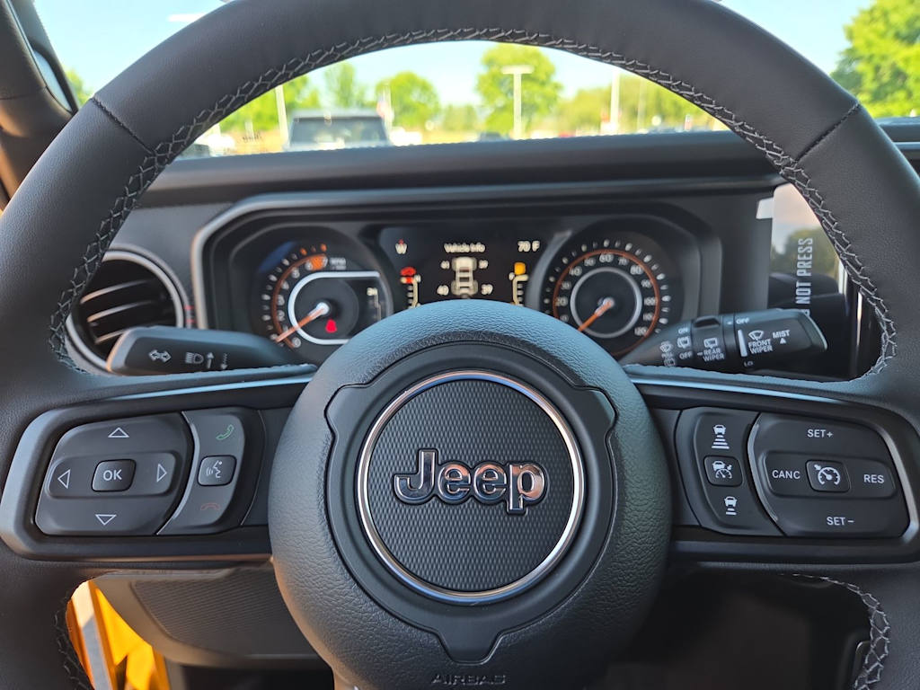 Thumbnail: 2026 Jeep Wrangler - 13