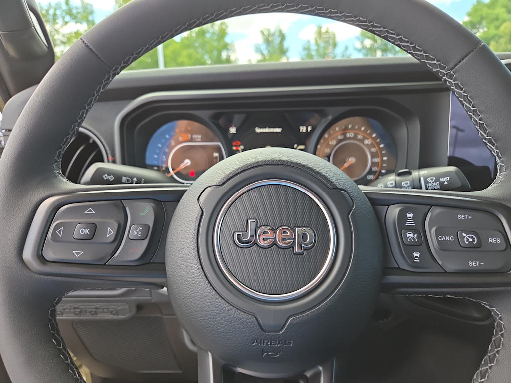 Thumbnail: 2026 Jeep Wrangler - 29