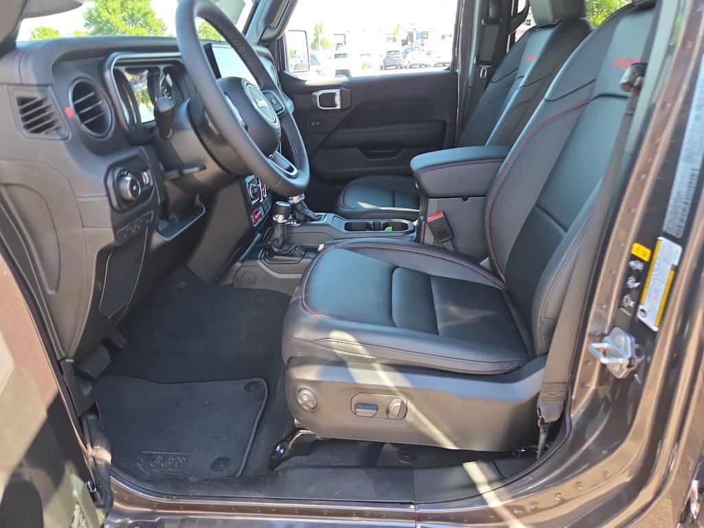 Thumbnail: 2026 Jeep Wrangler - 11