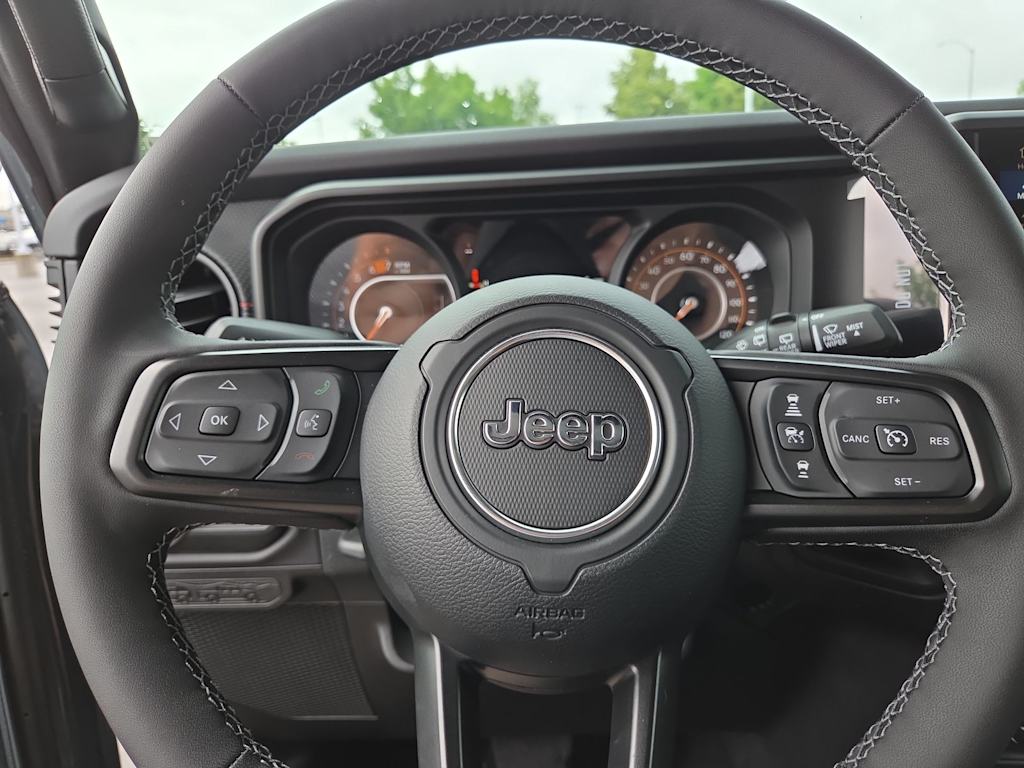 Thumbnail: 2026 Jeep Wrangler - 14