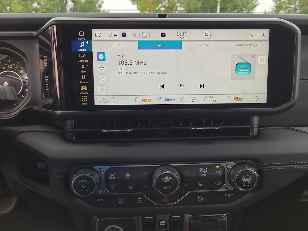 Thumbnail: 2025 Jeep Wrangler - 13