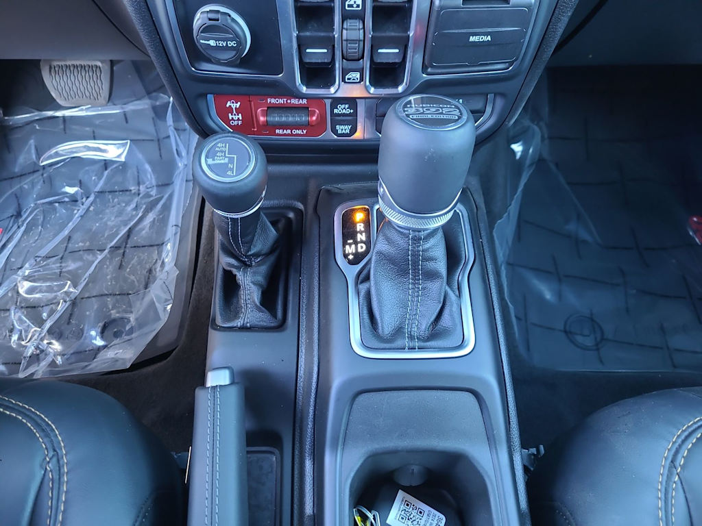 Thumbnail: 2024 Jeep Wrangler - 16