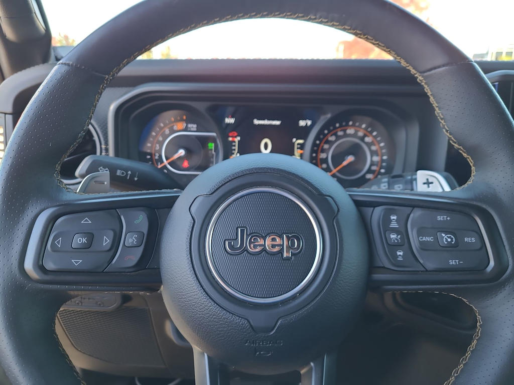 Thumbnail: 2024 Jeep Wrangler - 14