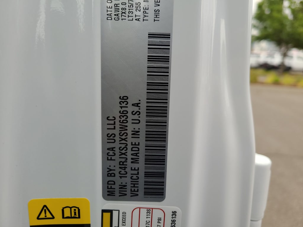 Thumbnail: 2025 Jeep Wrangler - 19