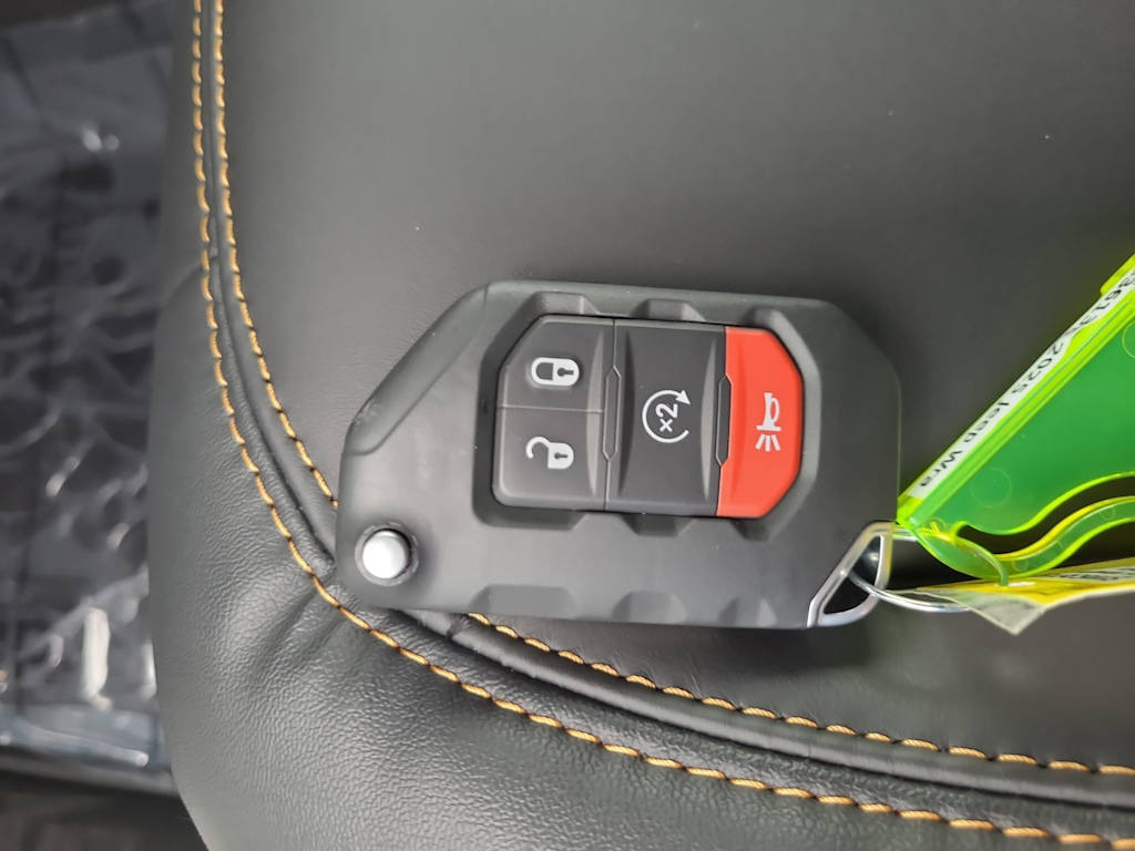 Thumbnail: 2025 Jeep Wrangler - 18