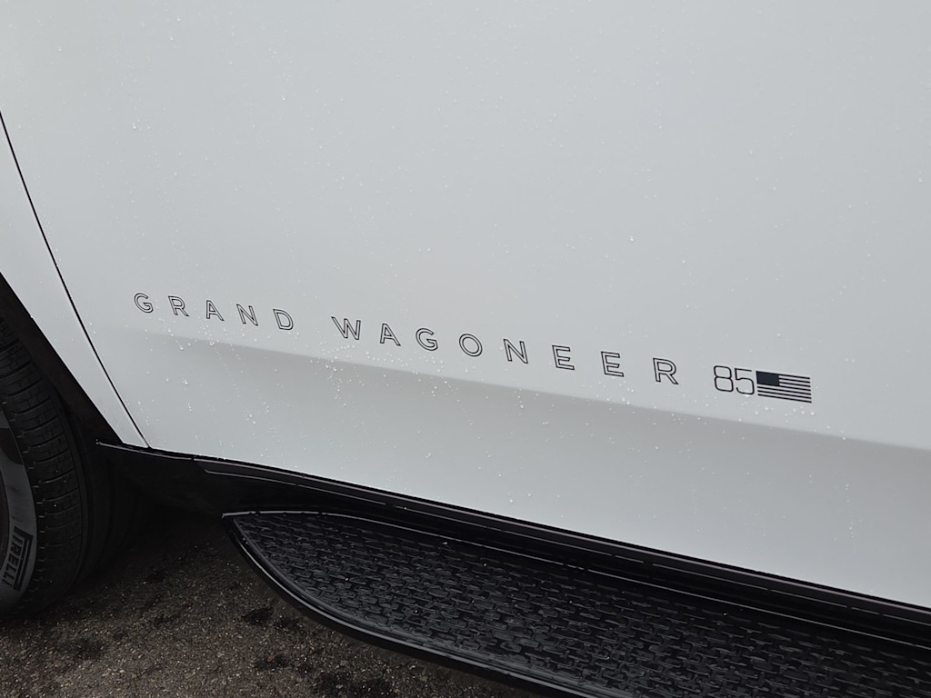 Thumbnail: 2026 Jeep Grand Wagoneer L - 7