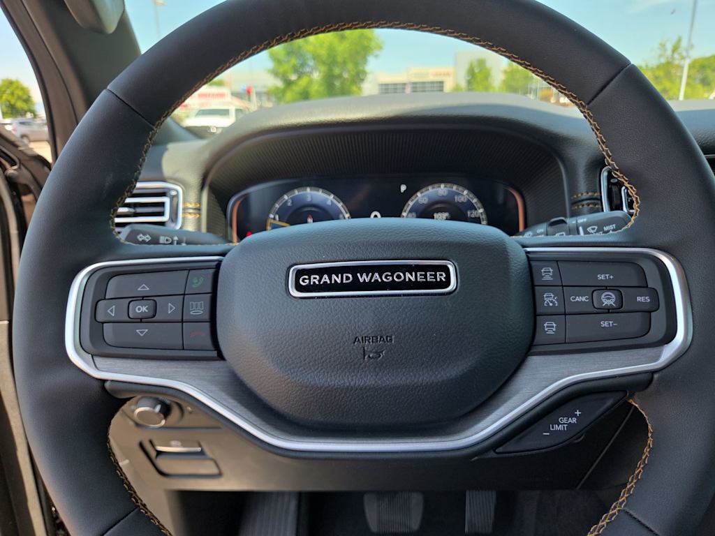 Thumbnail: 2026 Jeep Grand Wagoneer L - 28