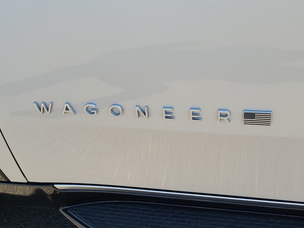 Thumbnail: 2024 Jeep Wagoneer - 7