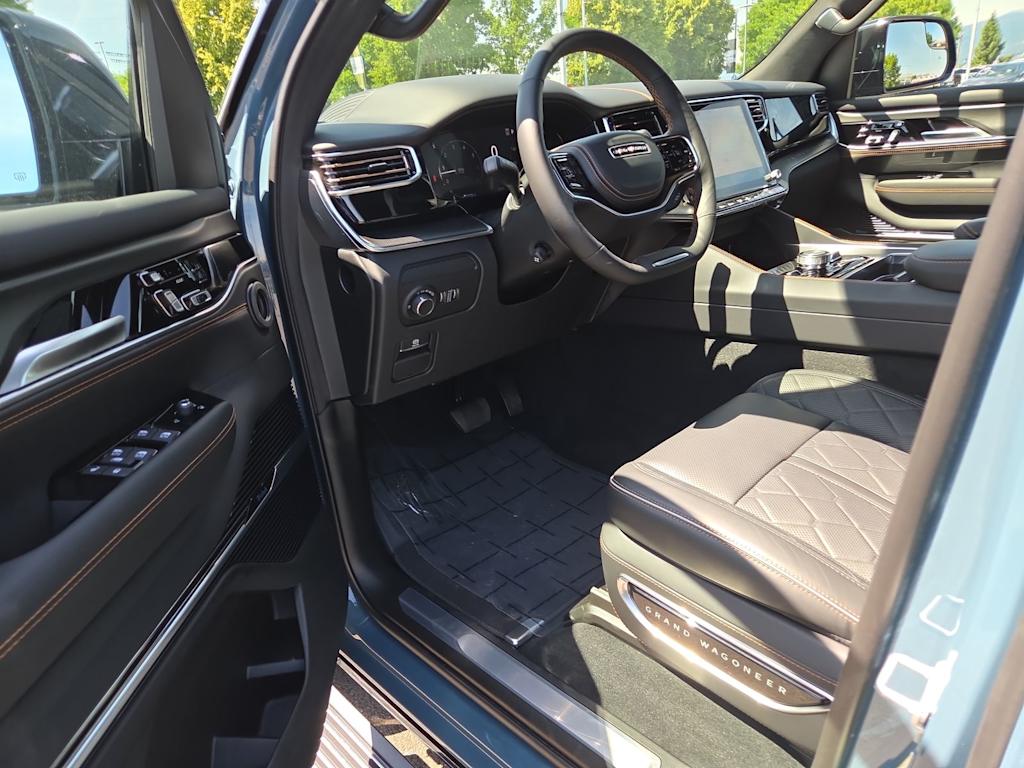 Thumbnail: 2026 Jeep Grand Wagoneer - 2