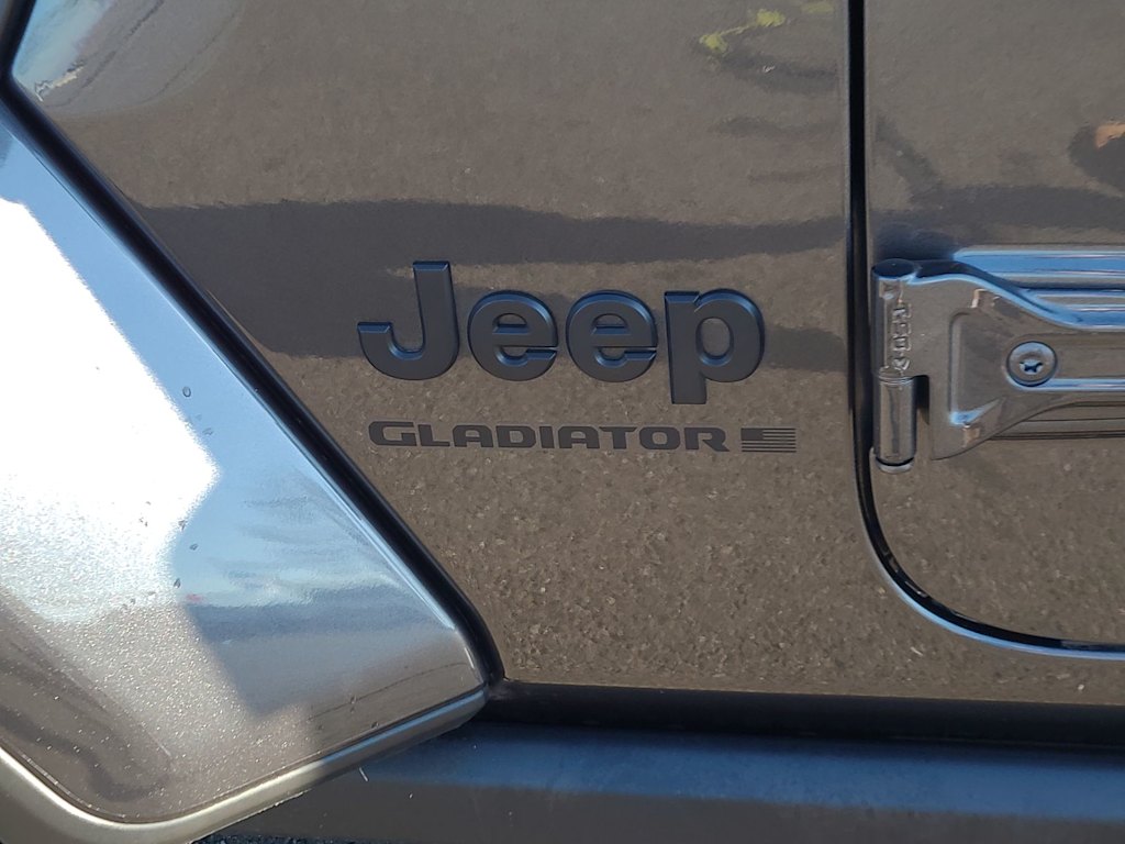 Thumbnail: 2023 Jeep Gladiator - 15