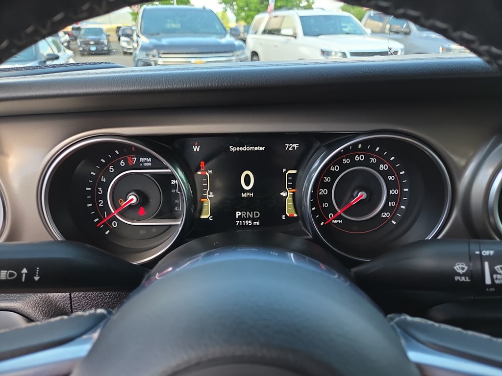 Thumbnail: 2020 Jeep Gladiator - 16