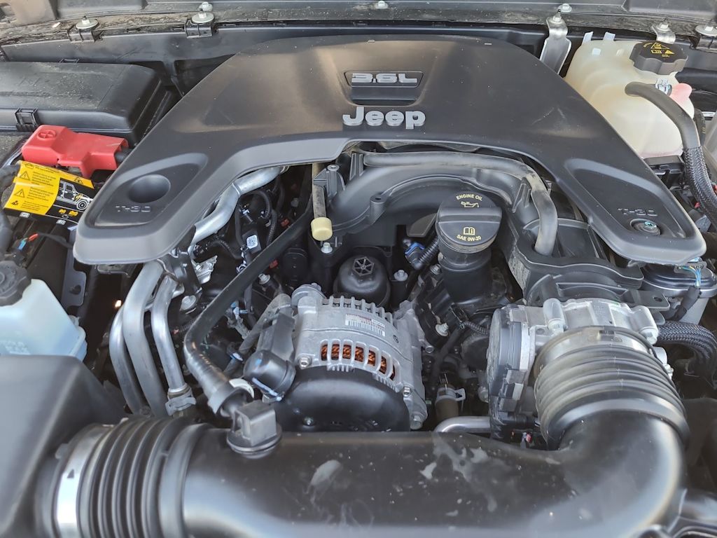 Thumbnail: 2021 Jeep Gladiator - 8