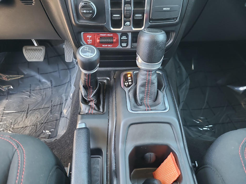 Thumbnail: 2021 Jeep Gladiator - 13