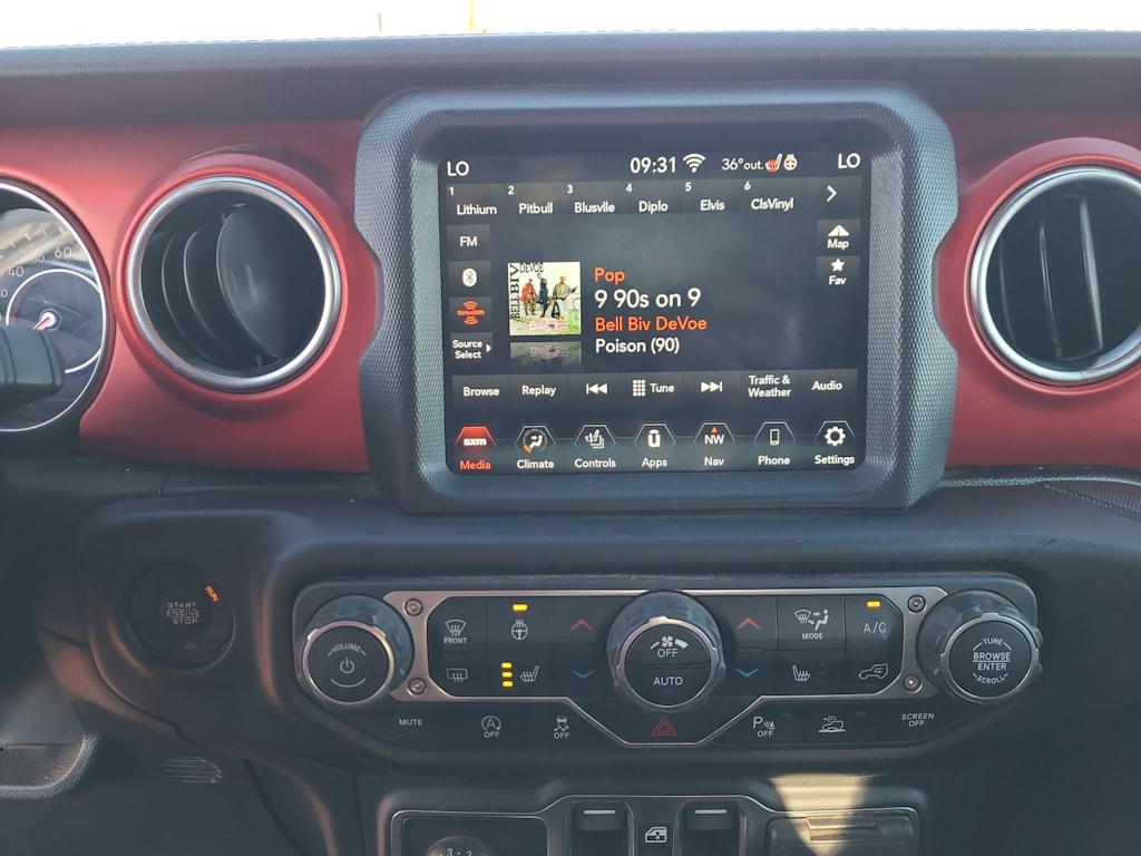 Thumbnail: 2020 Jeep Gladiator - 14