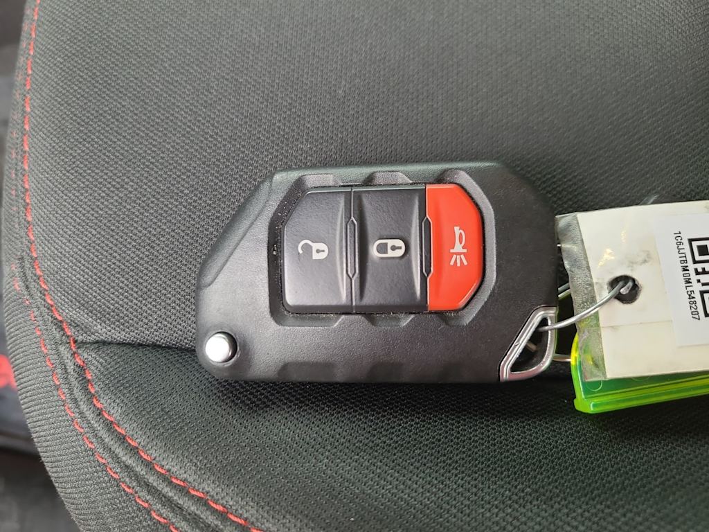 Thumbnail: 2021 Jeep Gladiator - 17