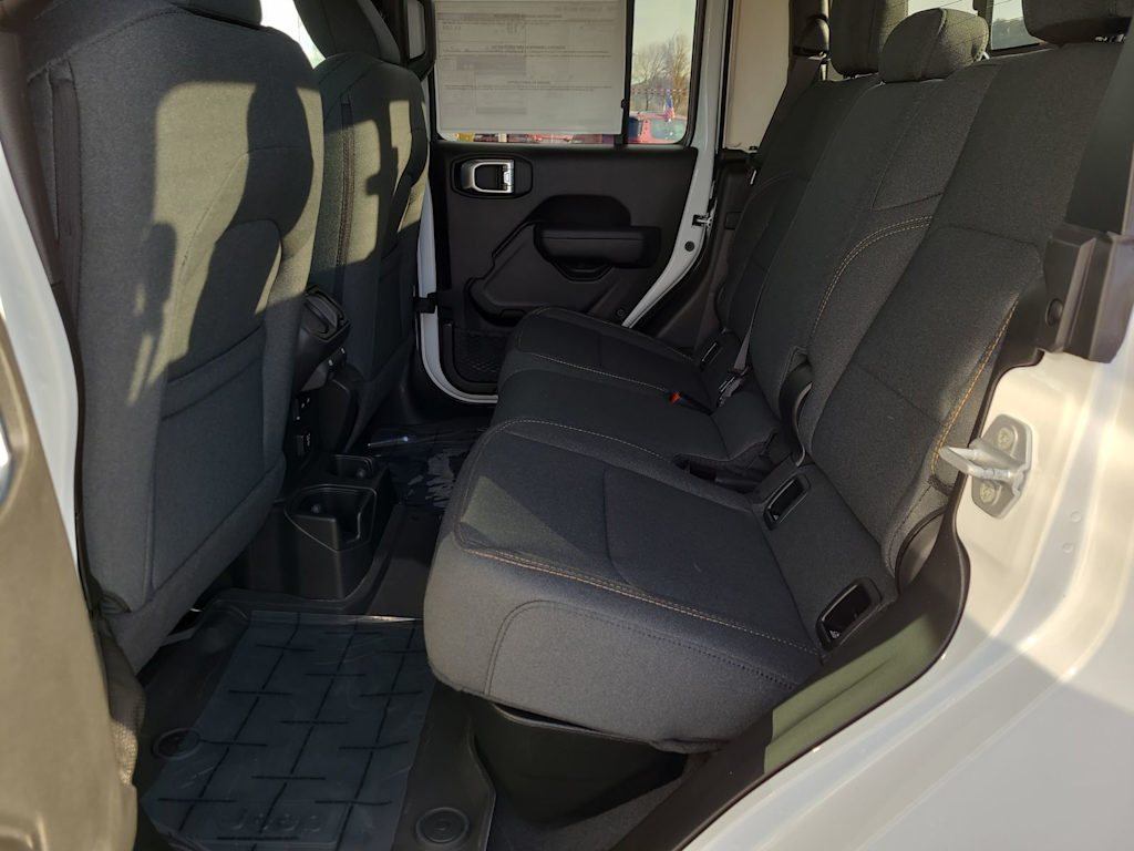 Thumbnail: 2026 Jeep Gladiator - 27