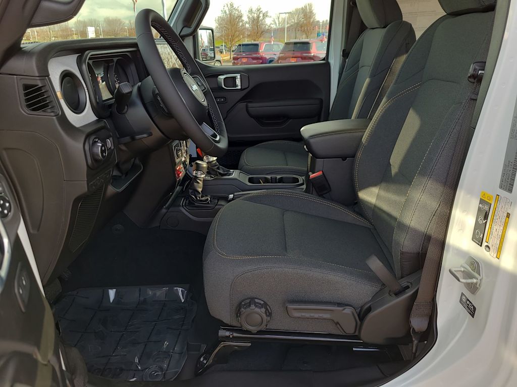 Thumbnail: 2026 Jeep Gladiator - 11