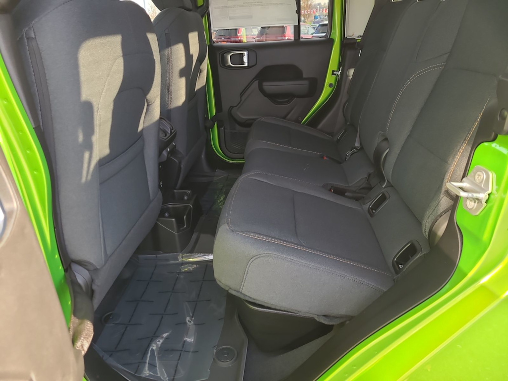 Thumbnail: 2026 Jeep Gladiator - 12