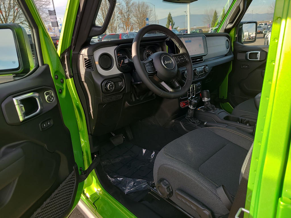 Thumbnail: 2026 Jeep Gladiator - 2