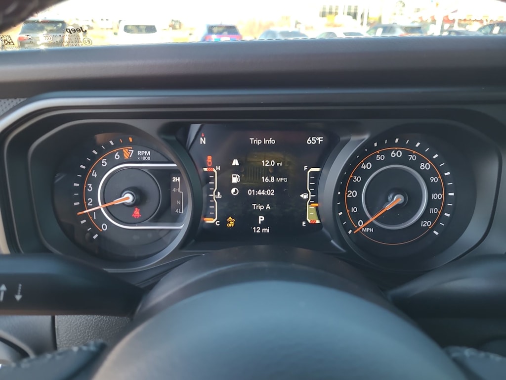 Thumbnail: 2026 Jeep Gladiator - 16