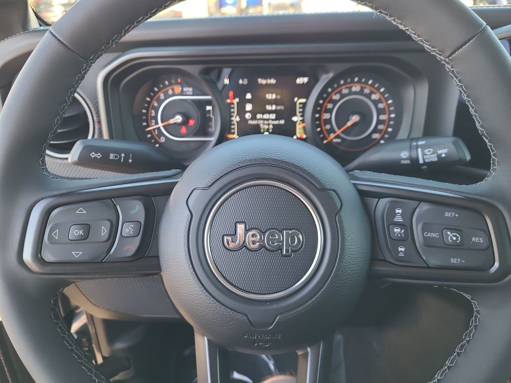 Thumbnail: 2026 Jeep Gladiator - 29