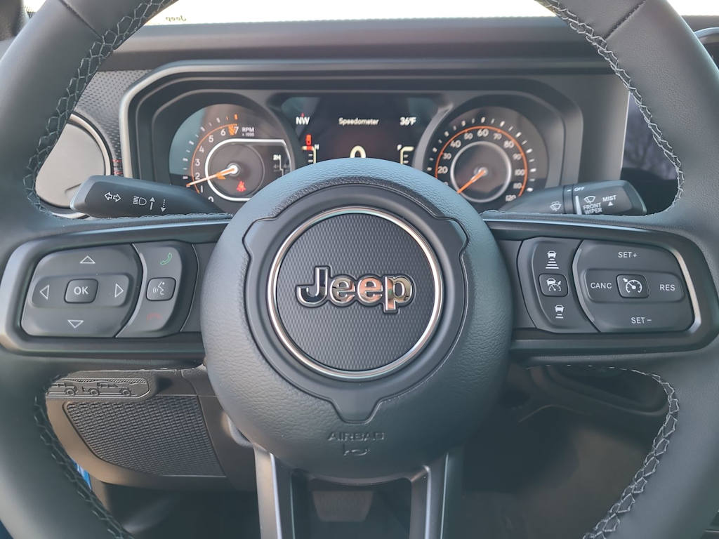 Thumbnail: 2026 Jeep Gladiator - 28