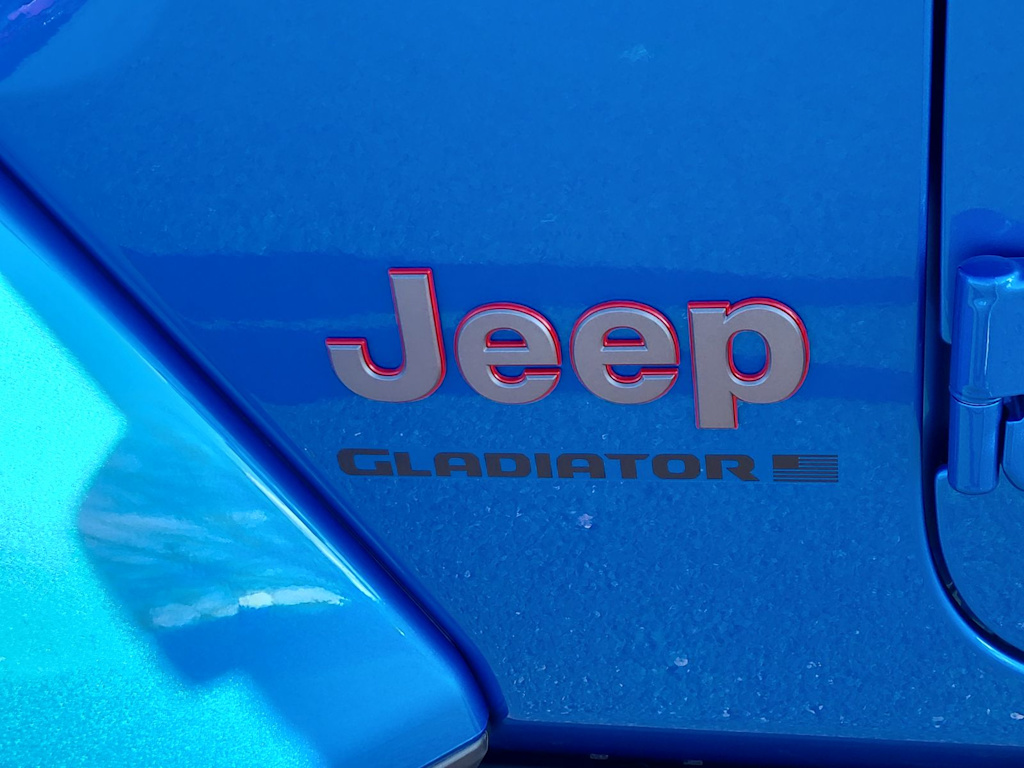 Thumbnail: 2026 Jeep Gladiator - 17