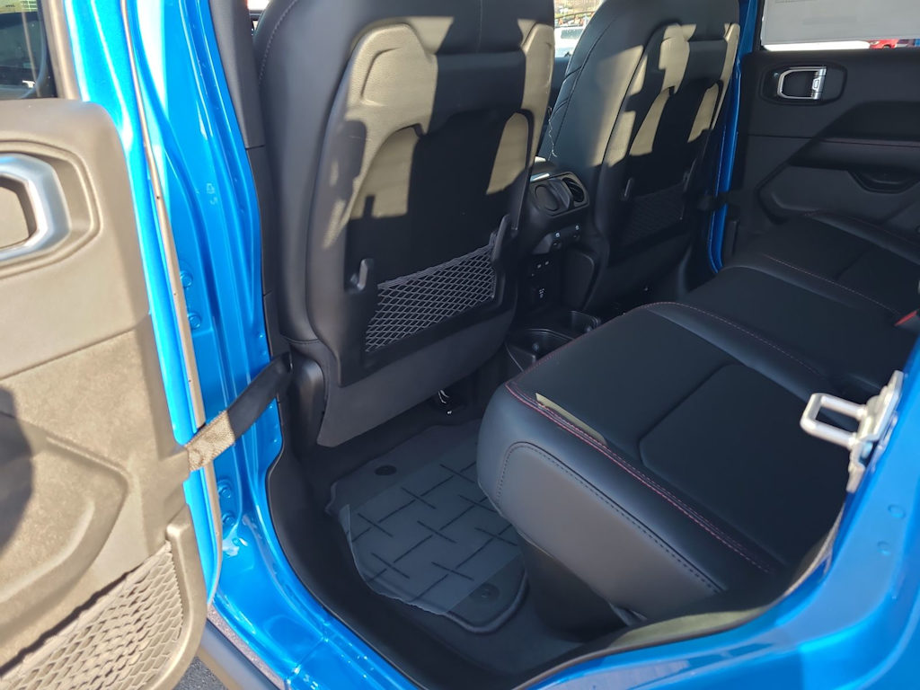 Thumbnail: 2026 Jeep Gladiator - 12
