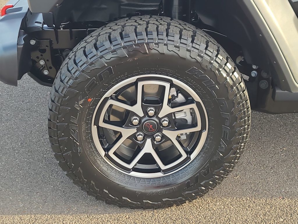 Thumbnail: 2026 Jeep Gladiator - 8