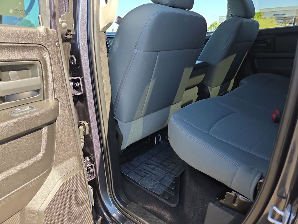 Thumbnail: 2019 RAM 1500 - 13