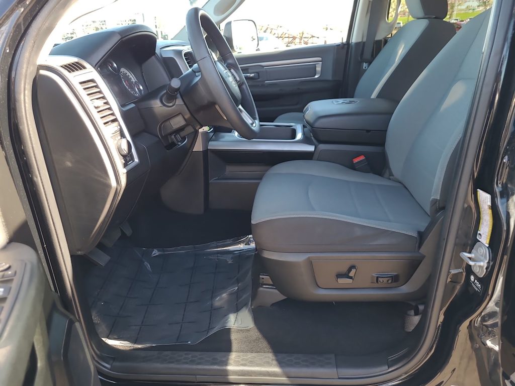 Thumbnail: 2023 RAM 1500 - 10