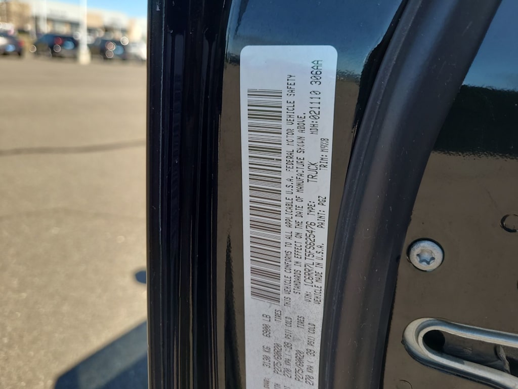 Thumbnail: 2015 RAM 1500 - 16