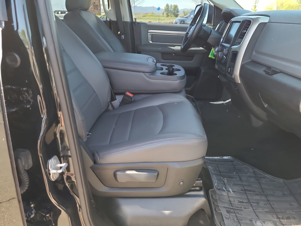 Thumbnail: 2015 RAM 1500 - 10