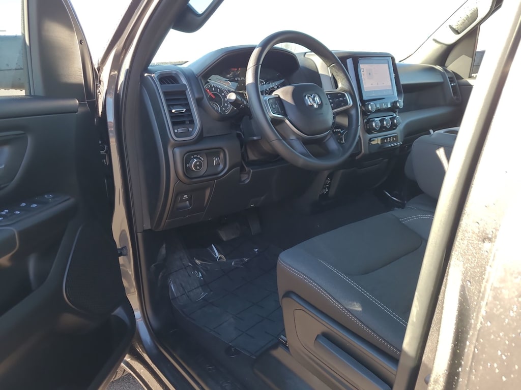 2025 RAM 1500 Tradesman 22