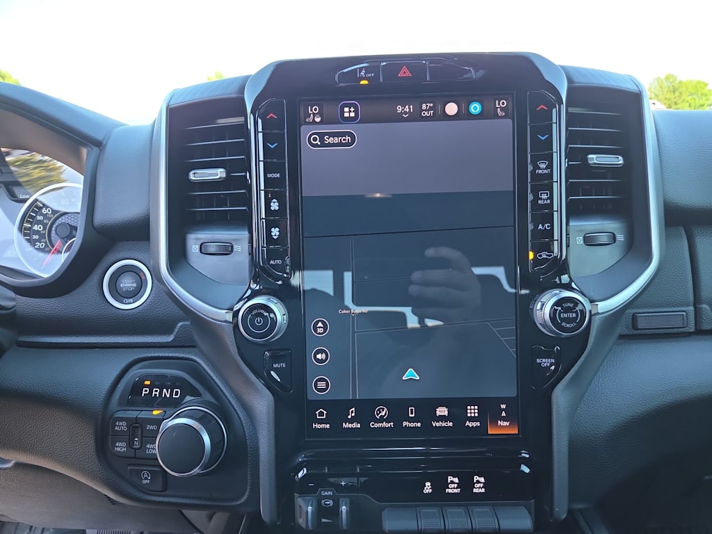 Thumbnail: 2025 RAM 1500 - 13