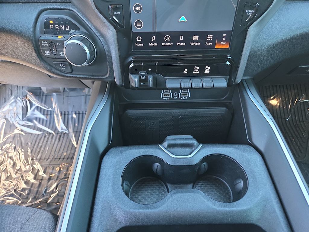 Thumbnail: 2025 RAM 1500 - 29