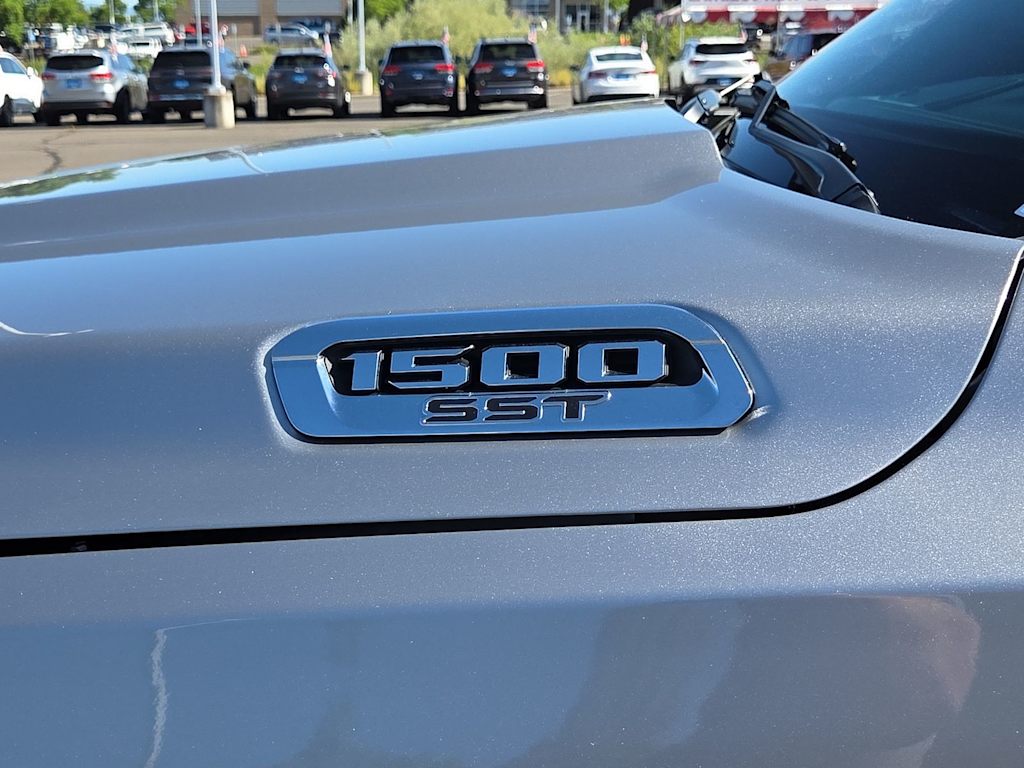 Thumbnail: 2025 RAM 1500 - 7