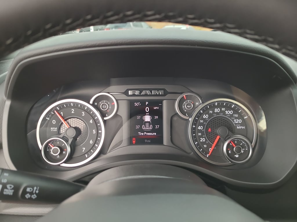 Thumbnail: 2026 RAM 1500 - 13